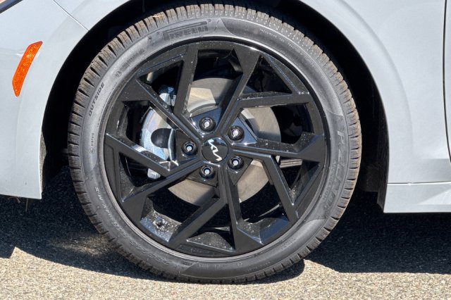 New 2026 Kia K5 GT-Line w/ GT-Line Premium Package FWD image 35