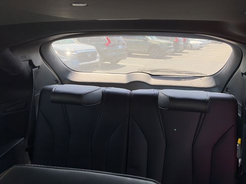 Used 2023 Acura MDX A-Spec image 10