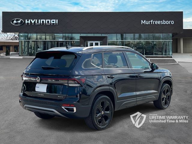 Used 2025 Volkswagen Taos SEL AWD/4WD image 6