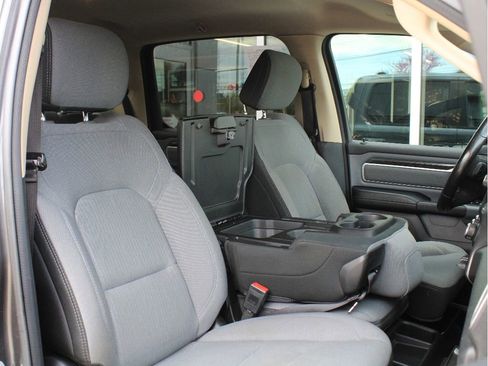 Used 2020 RAM 1500 Big Horn AWD/4WD image 25