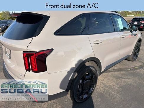 Used 2025 Kia Sorento SX image 5