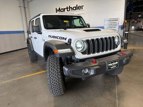 Used 2026 Jeep Wrangler Unlimited Rubicon AWD/4WD image 3