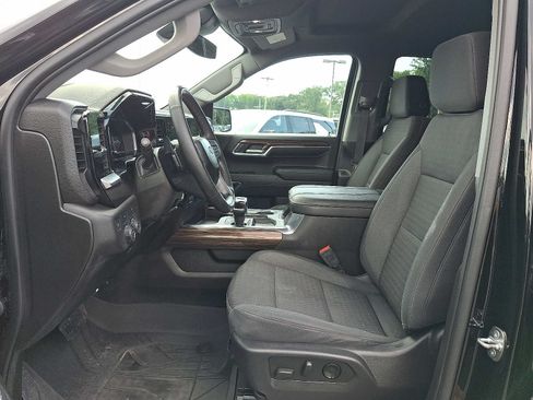 Used 2023 Chevrolet Silverado 1500 RST w/ Redline Edition AWD/4WD image 14