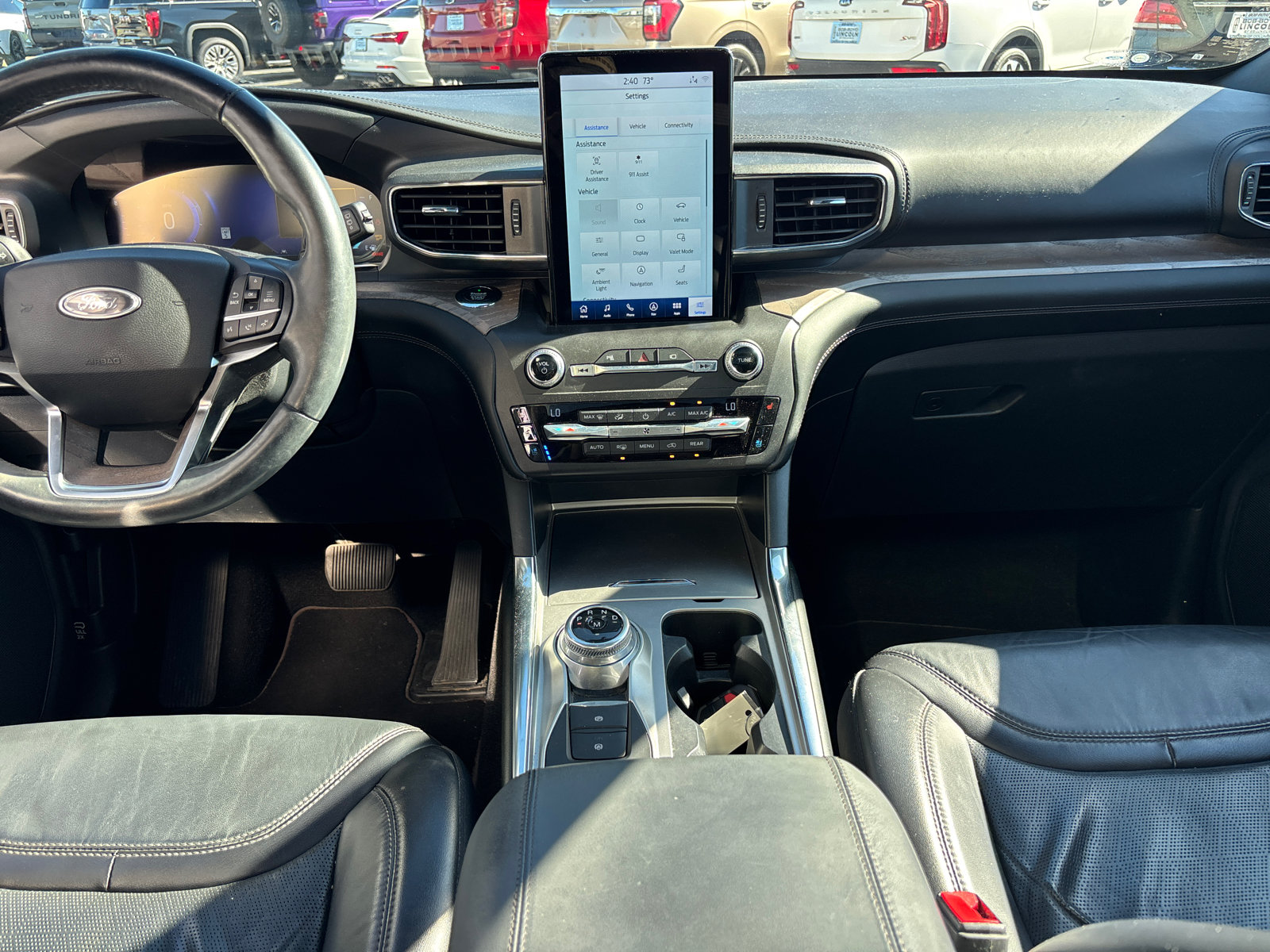 Used 2020 Ford Explorer Platinum w/ Premium Technology Package AWD/4WD image 26