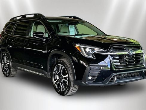 Certified 2026 Subaru Ascent Limited AWD/4WD image 1