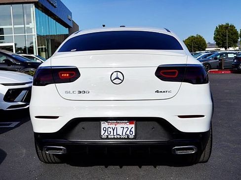 Used 2023 Mercedes-Benz GLC 300 4MATIC Coupe image 10