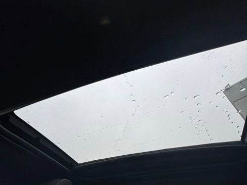 Used 2022 Chevrolet Camaro SS w/ Design Package 1 image 16