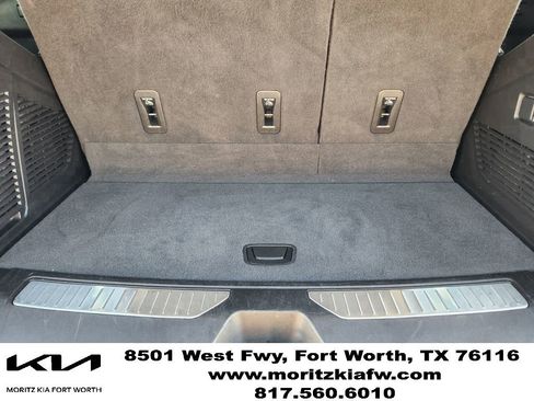 Used 2022 Chevrolet Tahoe RST w/ Luxury Package RWD image 32