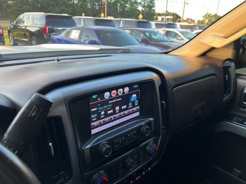 Used 2017 Chevrolet Silverado 1500 LT w/ All Star Edition AWD/4WD image 15