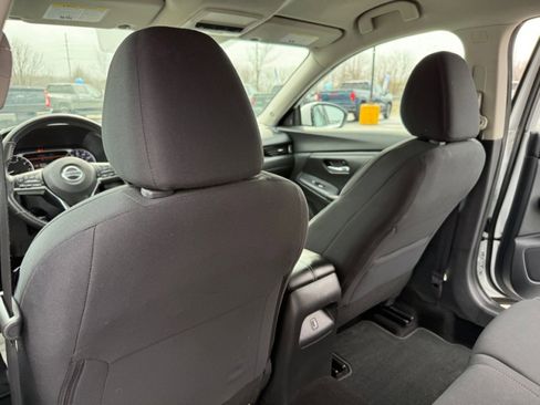 Used 2023 Nissan Sentra SV image 29