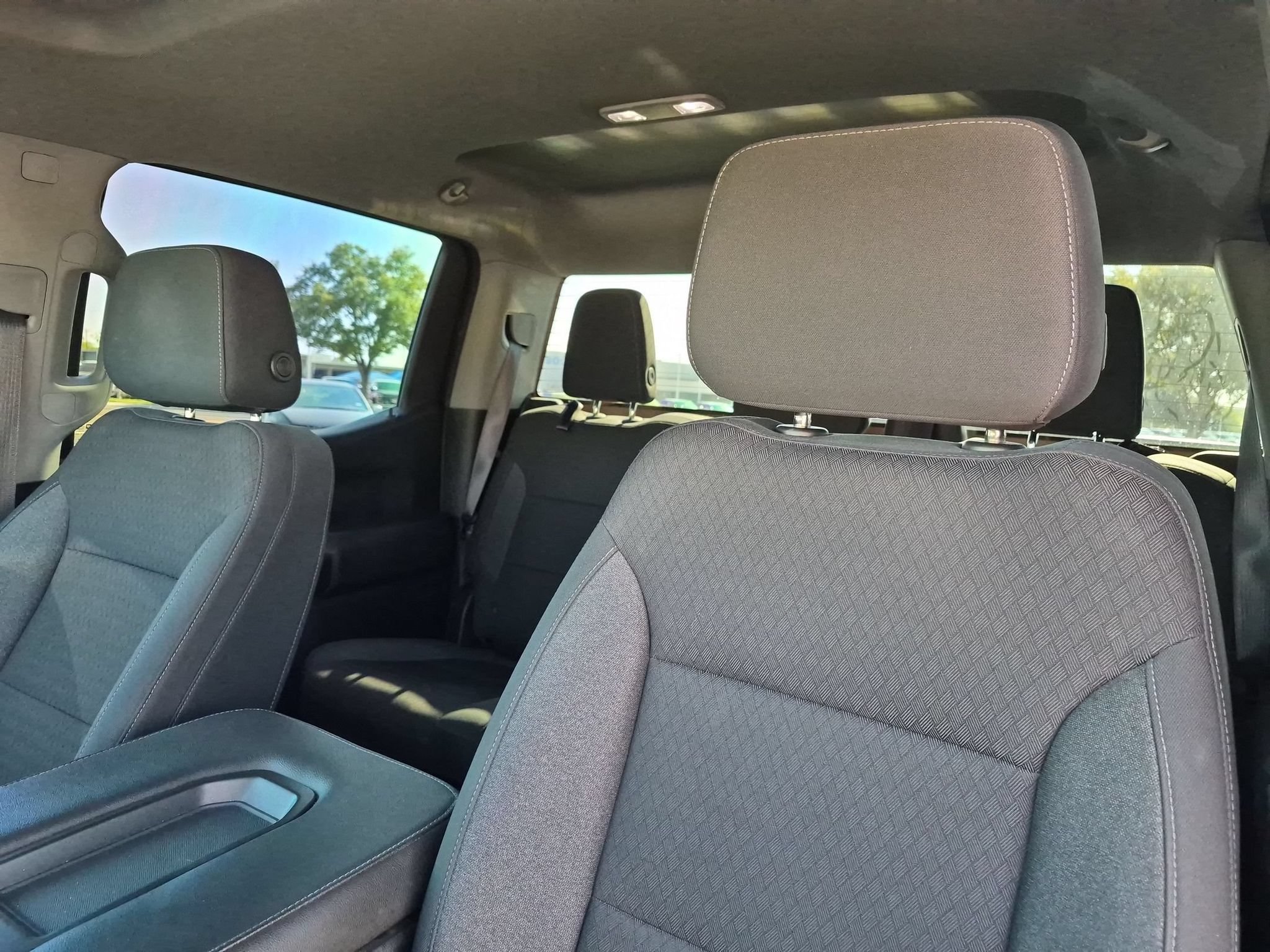 Used 2021 Chevrolet Silverado 1500 LT RWD image 13
