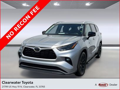 Used 2023 Toyota Highlander XLE