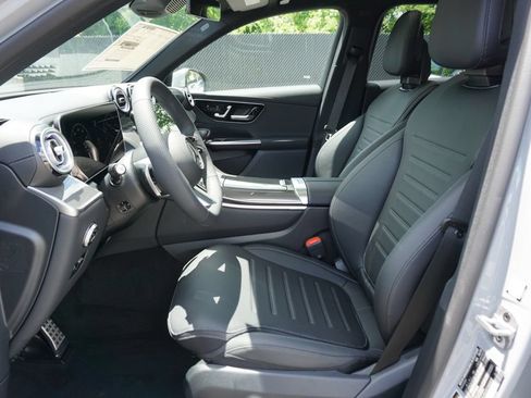Certified 2025 Mercedes-Benz GLC 300 4MATIC image 22