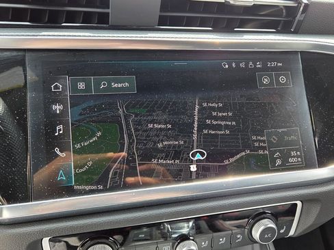 Used 2025 Audi Q3 2.0T Premium Plus w/ Premium Plus Package image 28