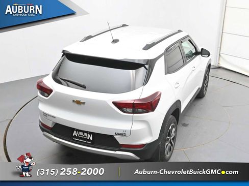 Used 2024 Chevrolet TrailBlazer LT AWD/4WD image 20