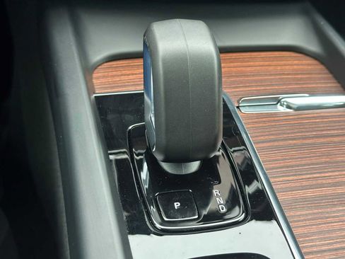 Used 2026 Volvo V60 B5 Cross Country Plus w/ Climate Package AWD/4WD image 28