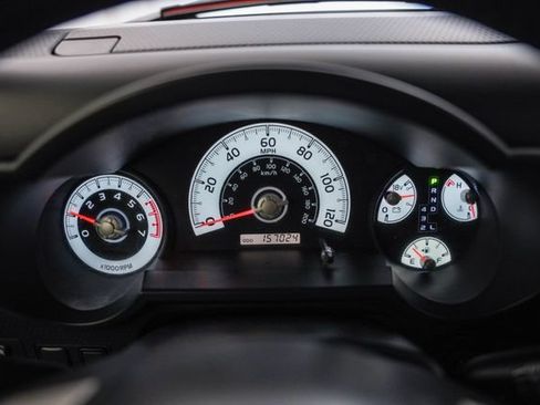 Used 2011 Toyota FJ Cruiser 4WD w/ Upgrade Pkg image 8