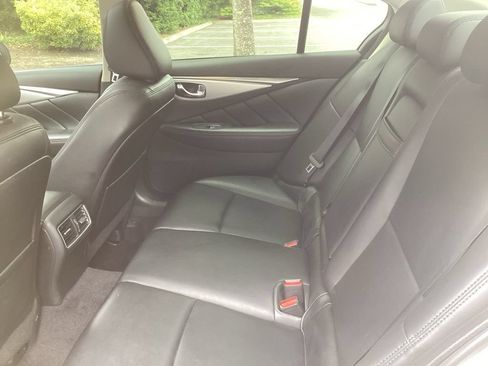 Used 2021 INFINITI Q50 Luxe RWD image 5