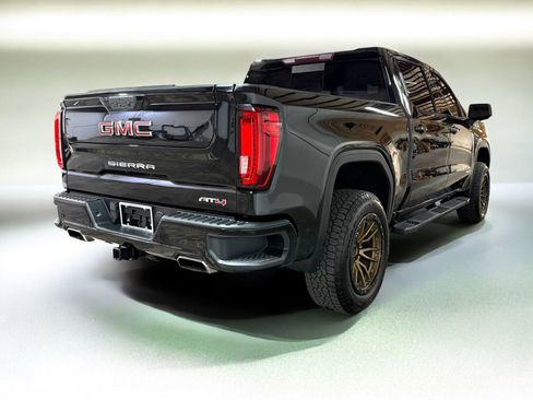 Used 2019 GMC Sierra 1500 AT4 w/ AT4 Premium Package image 8