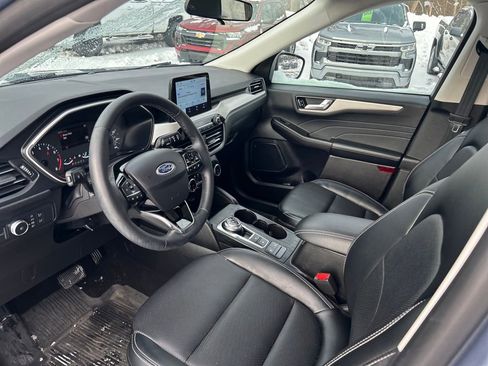 Used 2022 Ford Escape SEL image 11
