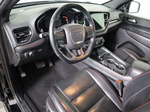 Used 2023 Dodge Durango GT image 9