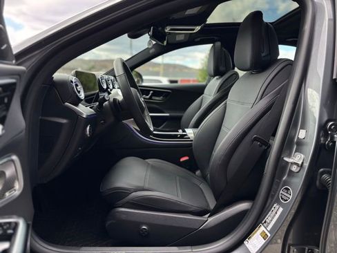 Used 2025 Mercedes-Benz C 300 4MATIC Sedan image 15