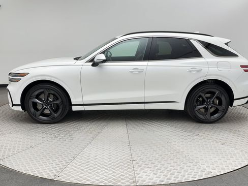 Certified 2026 Genesis GV70 3.5T Sport Prestige AWD/4WD image 5