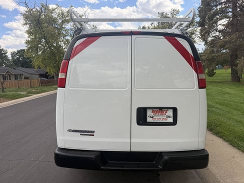 Used 2013 Chevrolet Express 1500 AWD image 4