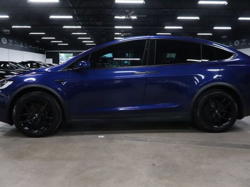 Used 2021 Tesla Model X Long Range AWD/4WD image 2