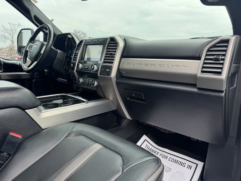 Used 2021 Ford F250 Platinum image 17