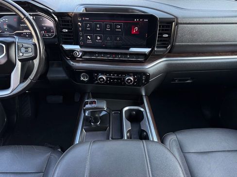Used 2023 GMC Sierra 1500 SLT w/ SLT Premium Package image 24