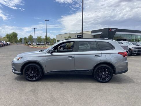 Used 2019 Mitsubishi Outlander LE FWD image 4