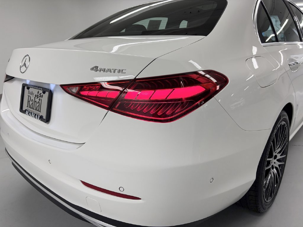 Used 2025 Mercedes-Benz C 300 4MATIC Sedan image 10