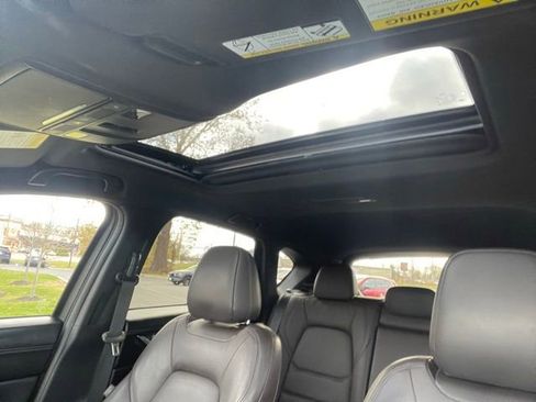 Used 2022 MAZDA CX-5 Signature AWD/4WD image 28