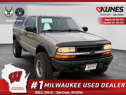 Used 2000 Chevrolet S10 Pickup 4x4 Extended Cab w/ Preferred Equipment Group