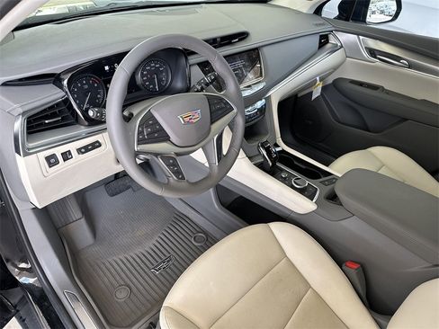 New 2025 Cadillac XT5 Premium Luxury w/ Technology Package image 10
