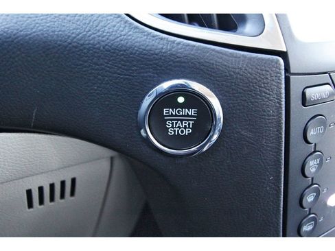 Used 2019 Ford Edge Titanium w/ Equipment Group 301A image 21