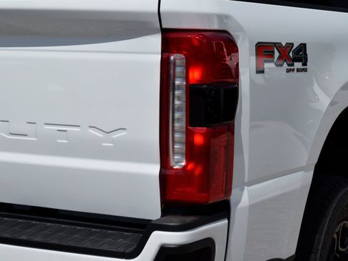 Used 2025 Ford F250 XL w/ STX Appearance Package AWD/4WD image 20