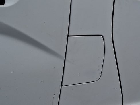 Used 2015 Nissan NV200 S image 29