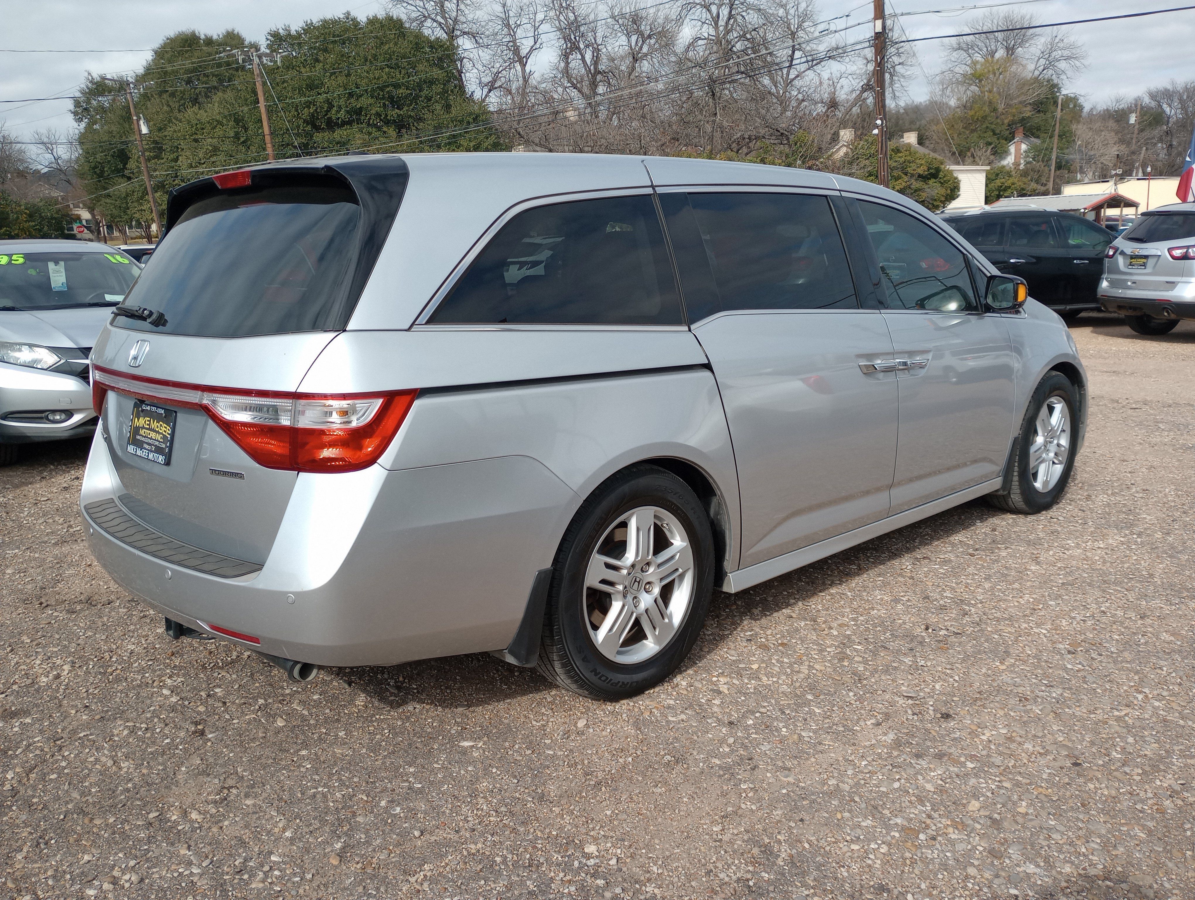 Used 2013 Honda Odyssey Touring image 7