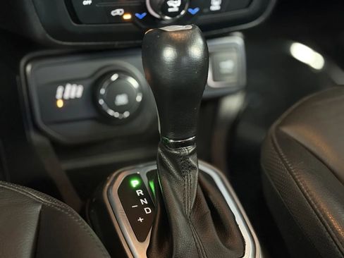 Used 2019 Jeep Renegade Limited w/ Safety and Security Group image 34