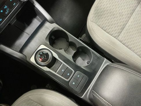 Used 2022 Ford Escape SE AWD/4WD image 14