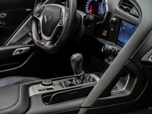 Used 2016 Chevrolet Corvette Z06 w/ 2LZ Preferred Equipment Group RWD image 60