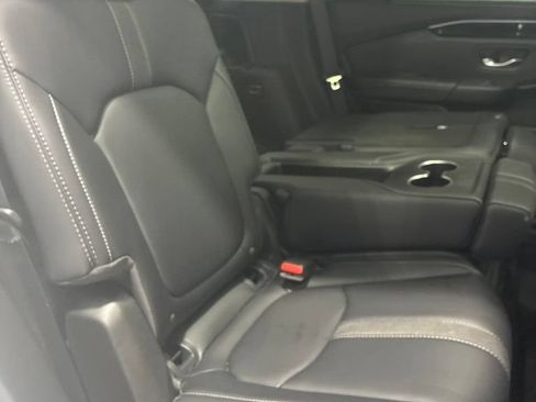 Used 2025 Honda Pilot Touring image 31