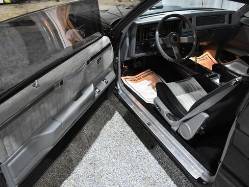 Used 1987 Buick Regal Coupe RWD image 11