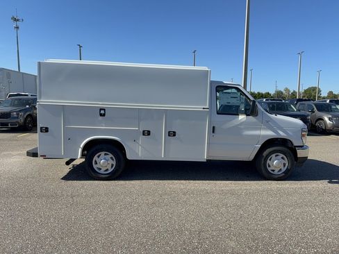 New 2026 Ford E-350 and Econoline 350 Super Duty w/ Power Equipment Group image 5
