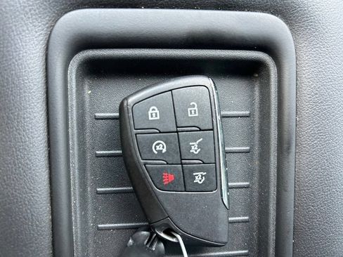 Used 2022 Chevrolet Suburban Z71 w/ Z71 Off-Road Package AWD/4WD image 40