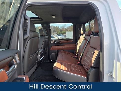Used 2025 GMC Sierra 3500 Denali Ultimate image 15