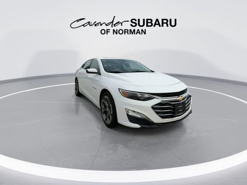 Used 2024 Chevrolet Malibu LT FWD image 2
