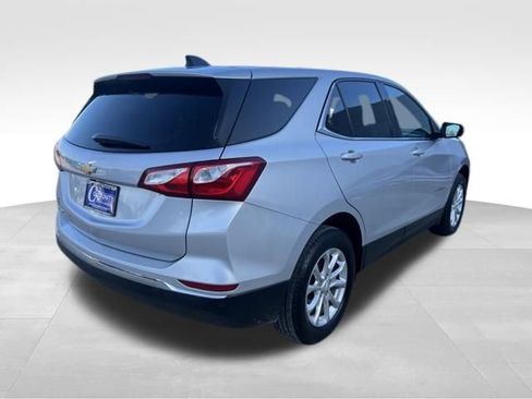 Used 2018 Chevrolet Equinox LT image 9